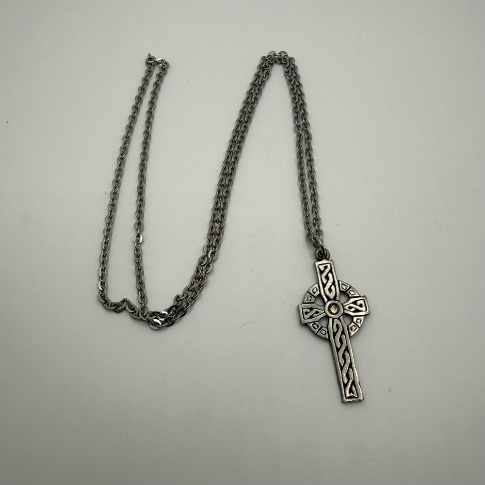 Vintage Celtic Cross Pendant Necklace Silver Tone Knotwork 24 Inch Chain